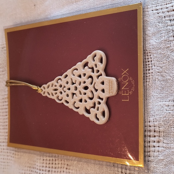 Lenox Tree Ornament - Picture 10 of 10